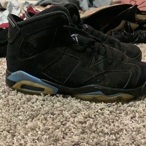 JORDANS, idk the number I don’t know much about Jordan’s